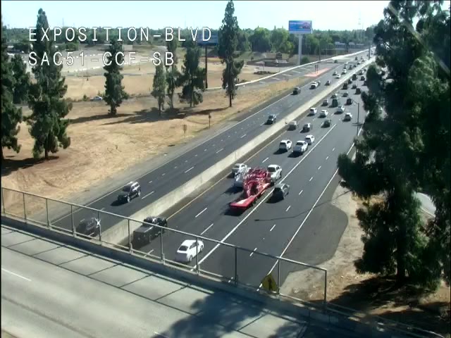 Frame from the Hwy 51 at Exposition Blvd traffic camera on SR-51 near Sacramento