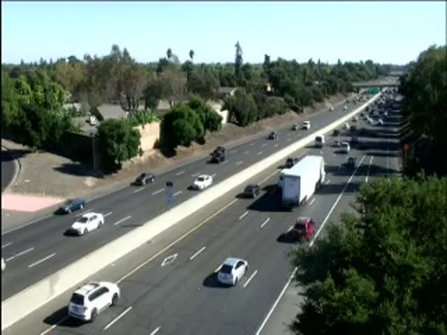 Frame from the Hwy 99 at Fruitridge traffic camera on SR-99 near Sacramento