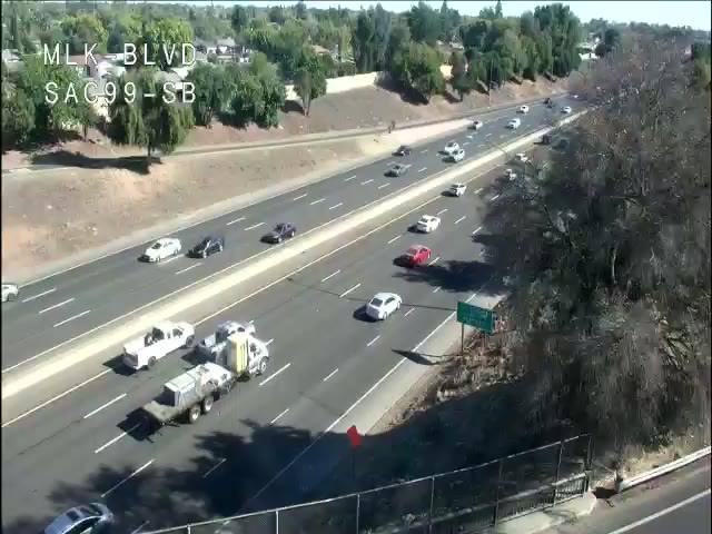 Frame from the Hwy 99 at Martin Luther King traffic camera on SR-99 near Sacramento